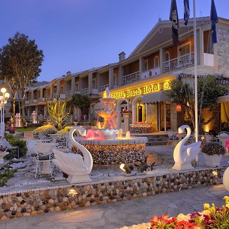 Molfetta Beach Hotel Гувия Екстериор снимка
