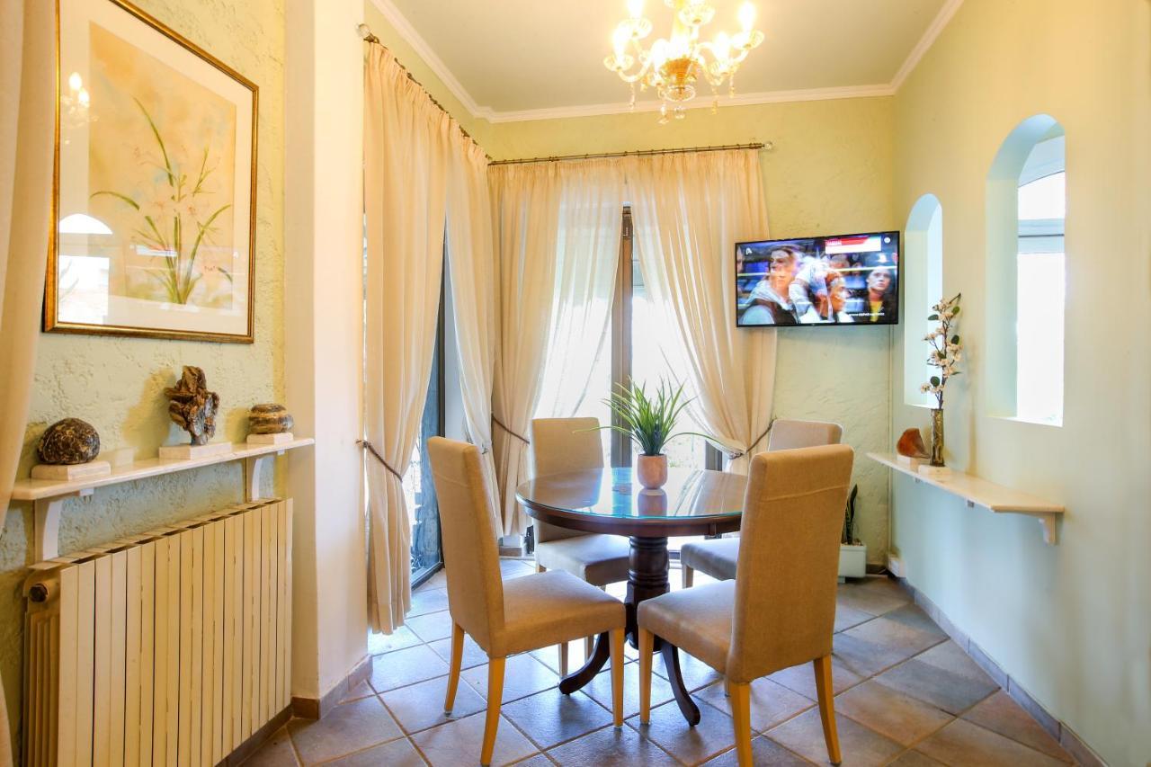 Molfetta Beach Hotel Гувия Екстериор снимка
