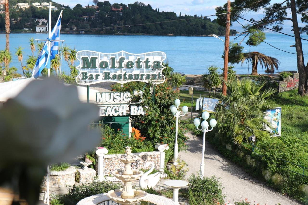 Molfetta Beach Hotel Гувия Екстериор снимка