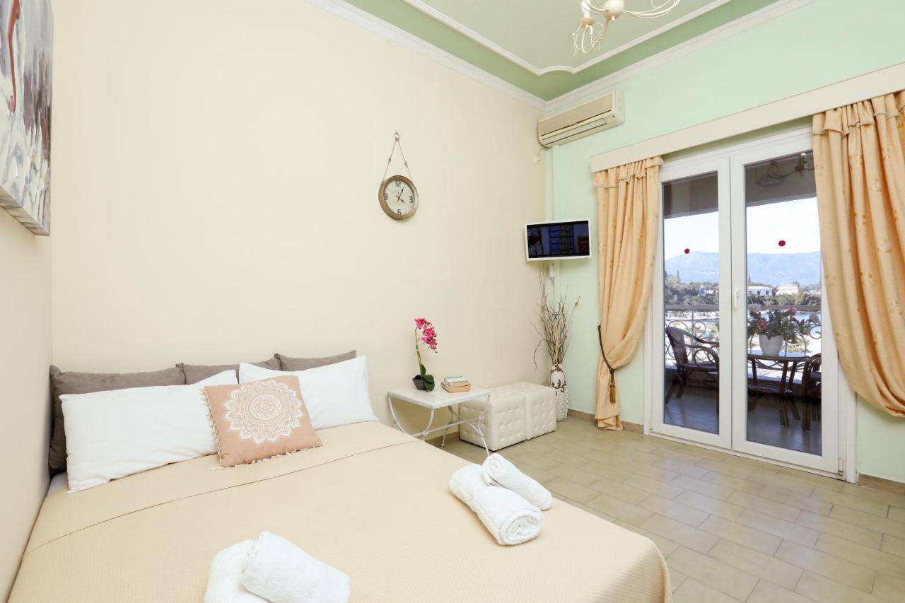 Molfetta Beach Hotel Гувия Екстериор снимка